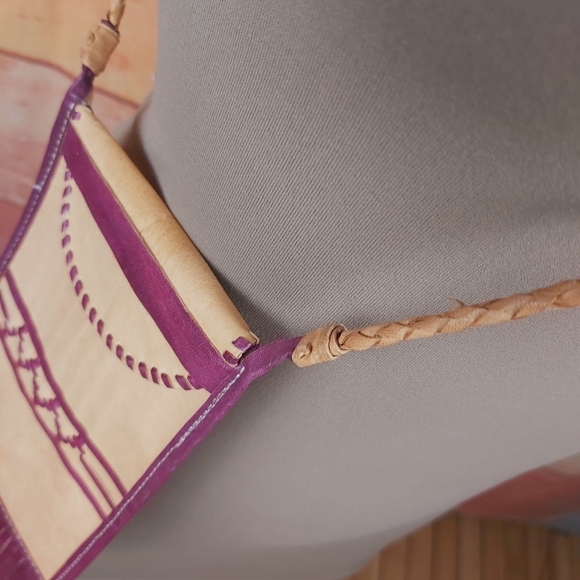 Handmade mini cross body leather purse with frange - Picture 4 of 9